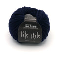Bild in Galerie-Betrachter laden, LifeStyle von Atelier Zitron - 100% Merino extrafine (superwash)
